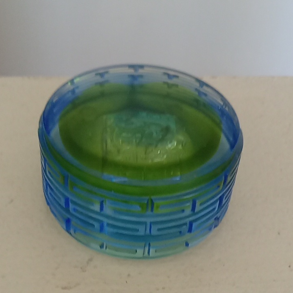 🍏LiuLiGongFang Paperweight☘